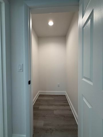 32 Constitution Avenue Unit A-B, Defuniak Springs, FL 32433