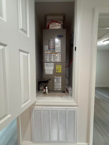 32 Constitution Avenue Unit A-B, Defuniak Springs, FL 32433