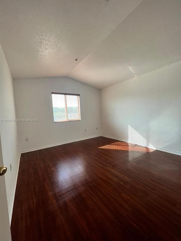 8964 W Flagler St 209, Miami, FL 33174