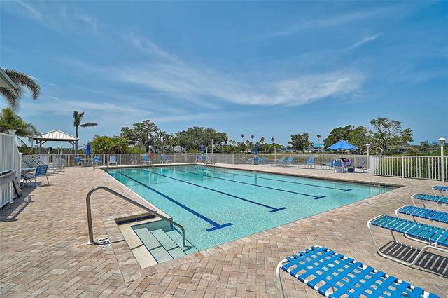 939 SANDPIPER CIRCLE, Bradenton, FL 34209