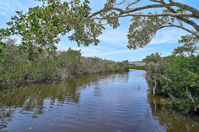 939 SANDPIPER CIRCLE, Bradenton, FL 34209