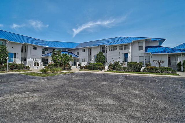 939 SANDPIPER CIRCLE, Bradenton, FL 34209