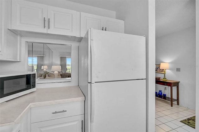 939 SANDPIPER CIRCLE, Bradenton, FL 34209