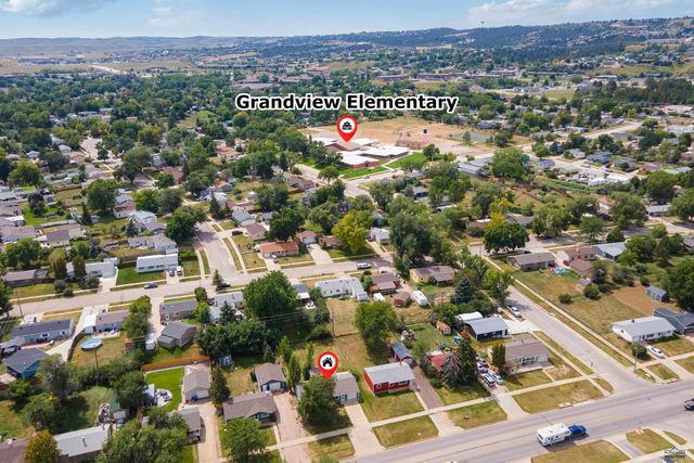 121 E FAIRMONT BLVD, Rapid City, SD 57701