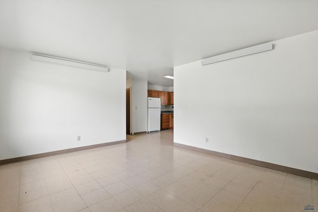 121 E FAIRMONT BLVD, Rapid City, SD 57701