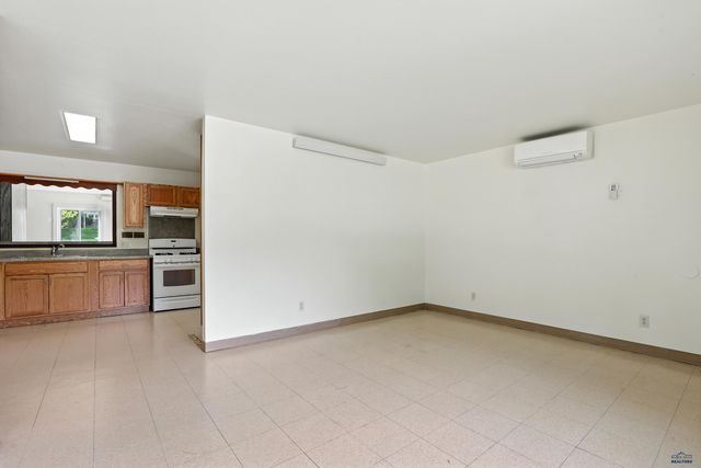 121 E FAIRMONT BLVD, Rapid City, SD 57701