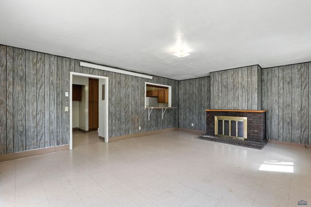 121 E FAIRMONT BLVD, Rapid City, SD 57701