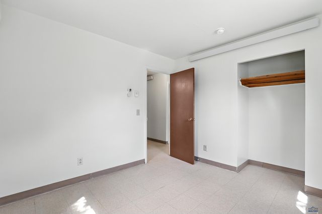 121 E FAIRMONT BLVD, Rapid City, SD 57701