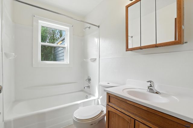 121 E FAIRMONT BLVD, Rapid City, SD 57701