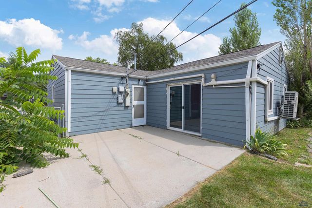 121 E FAIRMONT BLVD, Rapid City, SD 57701