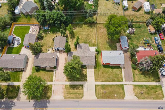 121 E FAIRMONT BLVD, Rapid City, SD 57701