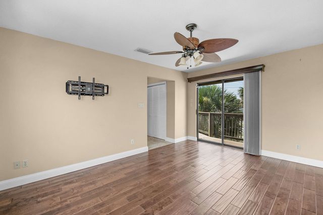 757 Seahorse Avenue, Fort Walton Beach, FL 32548