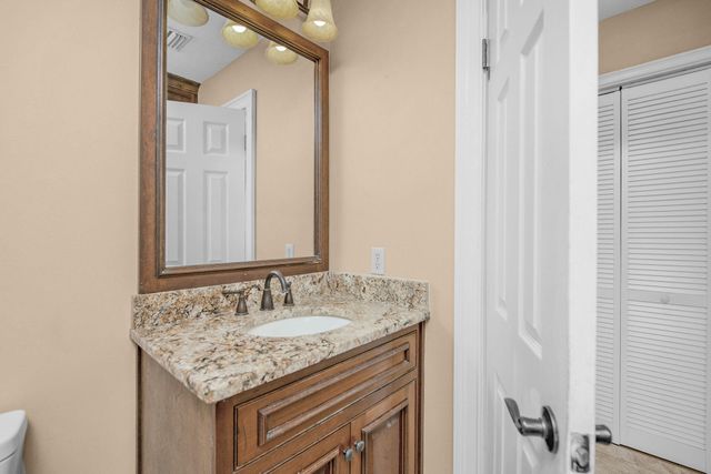 757 Seahorse Avenue, Fort Walton Beach, FL 32548