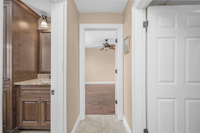 757 Seahorse Avenue, Fort Walton Beach, FL 32548