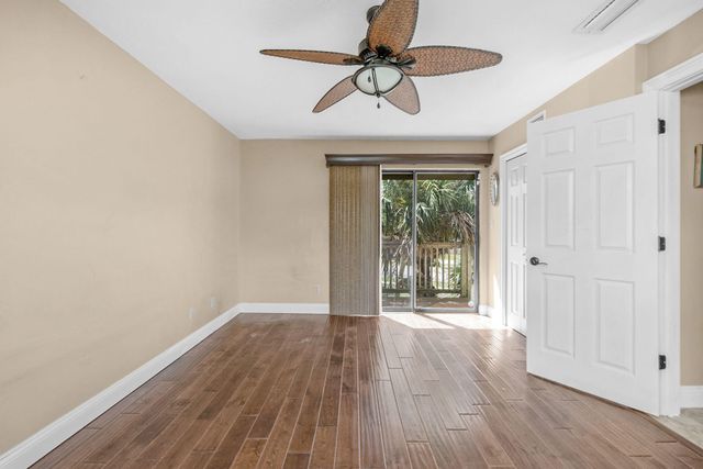 757 Seahorse Avenue, Fort Walton Beach, FL 32548