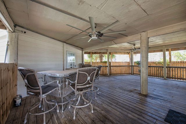 757 Seahorse Avenue, Fort Walton Beach, FL 32548