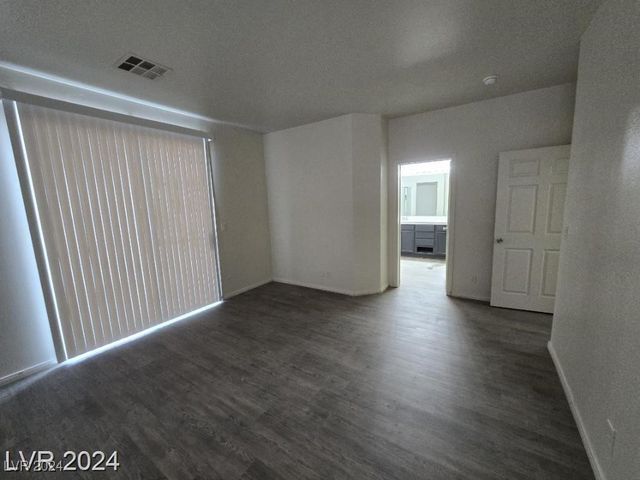 6420 INDIAN PEAK Court, North Las Vegas, NV 89084