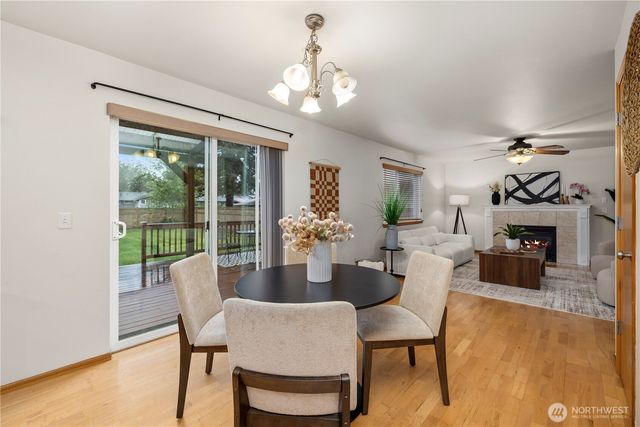 1136 Homestead Drive, Burlington, WA 98233