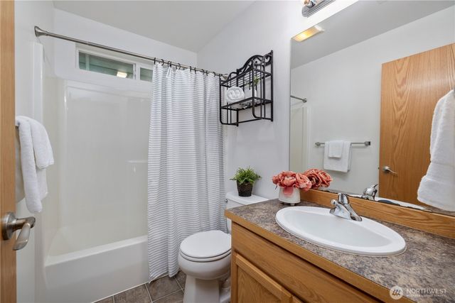 1136 Homestead Drive, Burlington, WA 98233