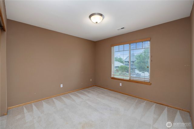 1136 Homestead Drive, Burlington, WA 98233