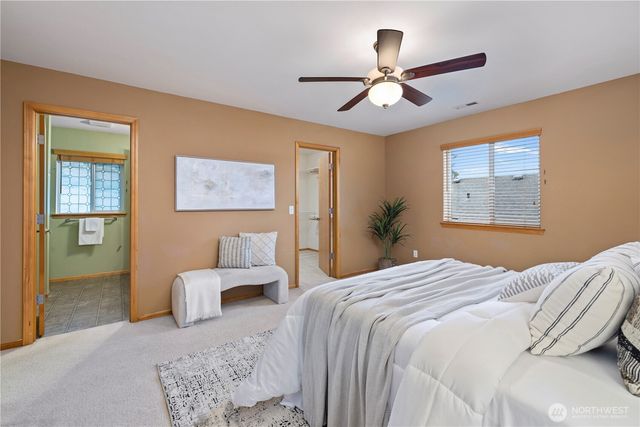 1136 Homestead Drive, Burlington, WA 98233