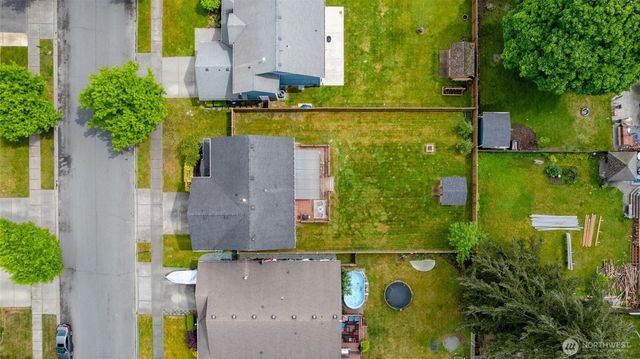 1136 Homestead Drive, Burlington, WA 98233