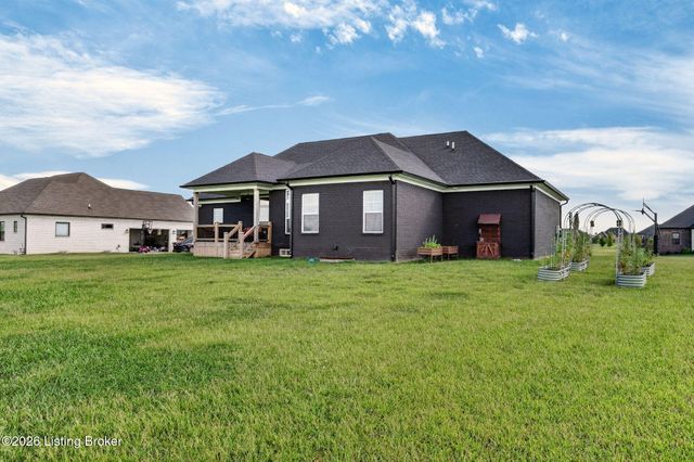 142 Dalton Dr, Fisherville, KY 40023