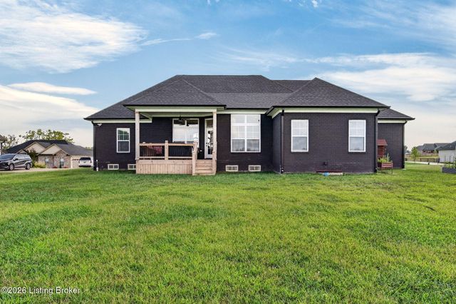 142 Dalton Dr, Fisherville, KY 40023