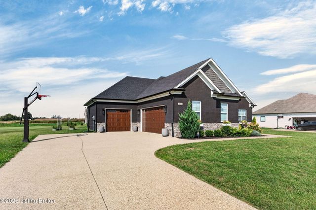 142 Dalton Dr, Fisherville, KY 40023