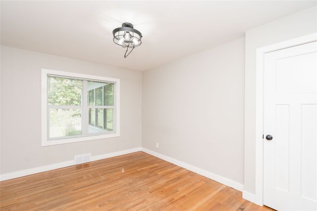 2609 30th Street, Des Moines, IA 50310