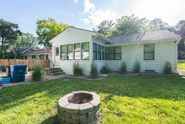 2609 30th Street, Des Moines, IA 50310