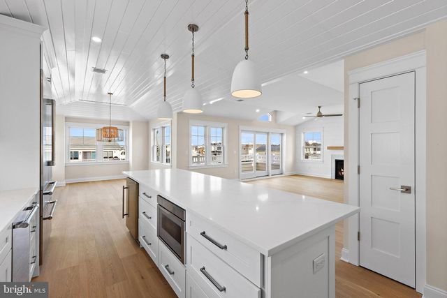 12 E MARINE LN, Long Beach Township, NJ 08008