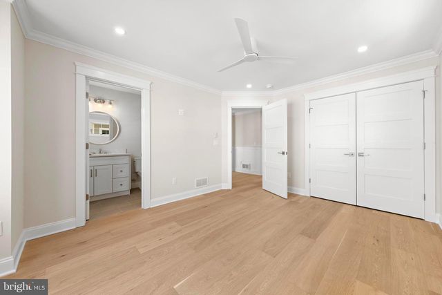 12 E MARINE LN, Long Beach Township, NJ 08008