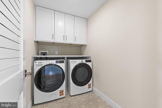 12 E MARINE LN, Long Beach Township, NJ 08008