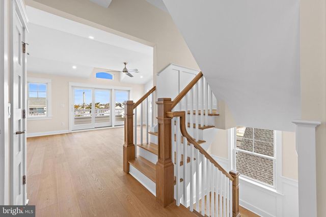 12 E MARINE LN, Long Beach Township, NJ 08008