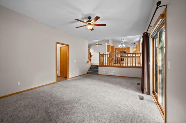 960 Wildflower Court, Eagan, MN 55123
