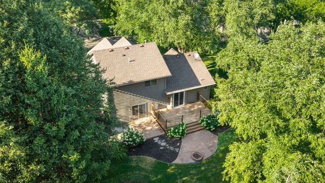 960 Wildflower Court, Eagan, MN 55123