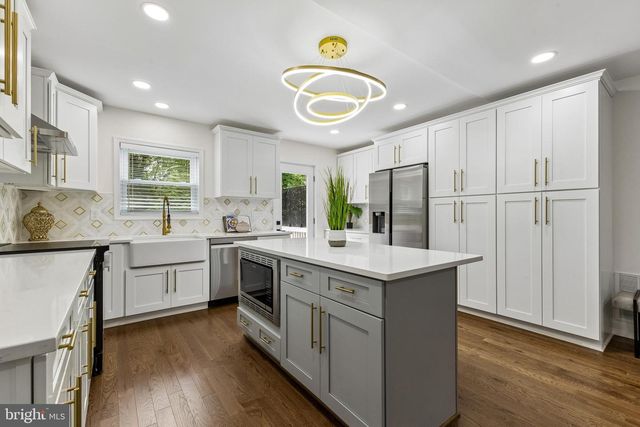 415 E MASON AVE, Alexandria, VA 22301