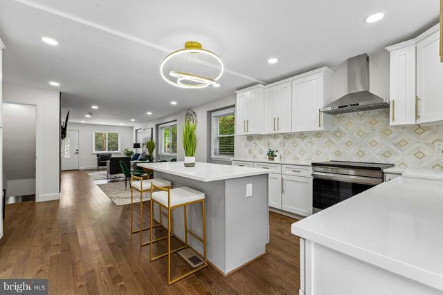 415 E MASON AVE, Alexandria, VA 22301