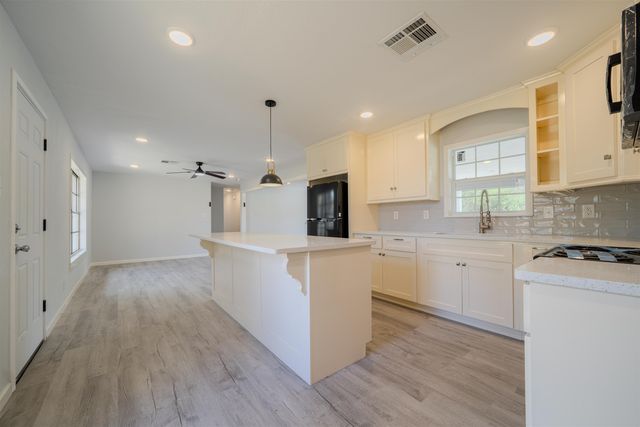 140 Martha, Waskom, TX 75692