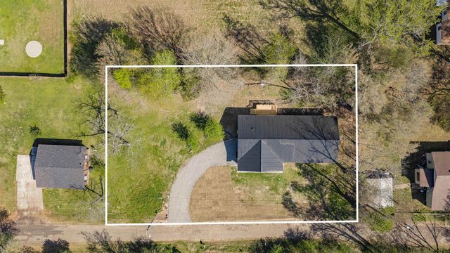 140 Martha, Waskom, TX 75692