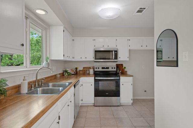 12223 Forsythe DR, Austin, TX 78759