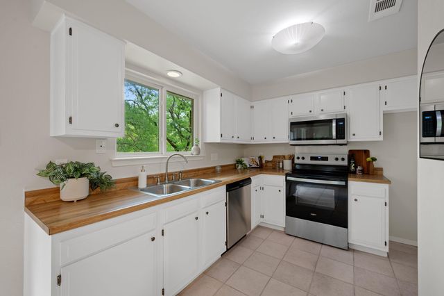 12223 Forsythe DR, Austin, TX 78759