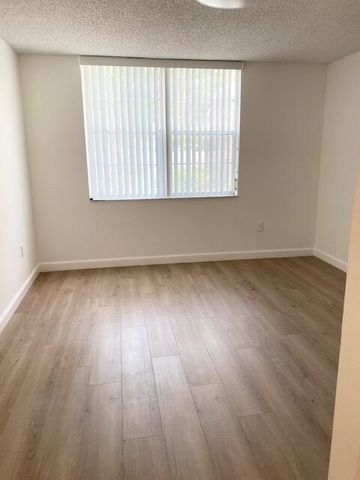 3299 Clint Moore Road 105, Boca Raton, FL 33496