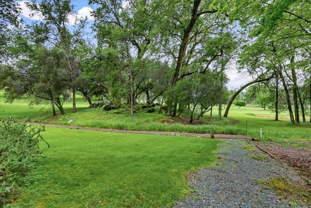 11775 Lake Wildwood Dr, Penn Valley, CA 95946