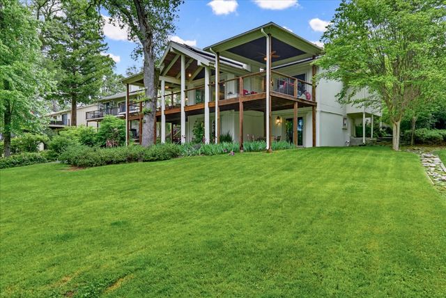 11775 Lake Wildwood Dr, Penn Valley, CA 95946