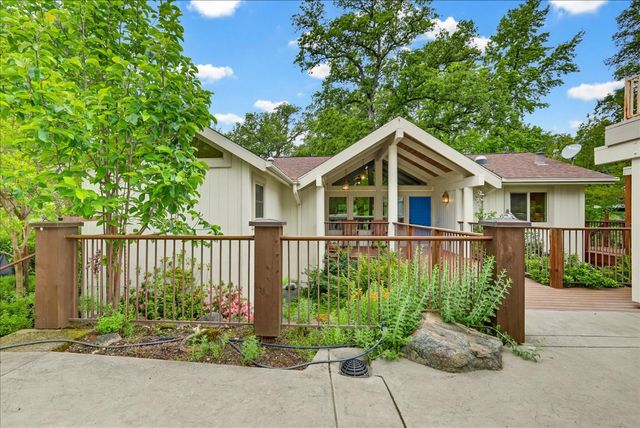 11775 Lake Wildwood Dr, Penn Valley, CA 95946