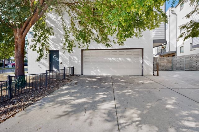 4950 Cedar Springs Road 301, Dallas, TX 75235