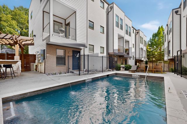 4950 Cedar Springs Road 301, Dallas, TX 75235