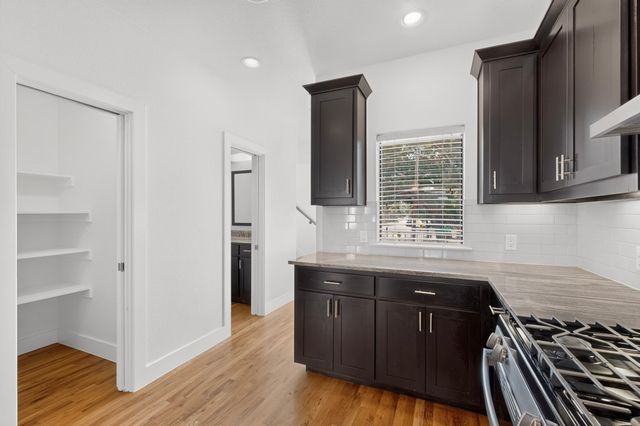 4950 Cedar Springs Road 301, Dallas, TX 75235